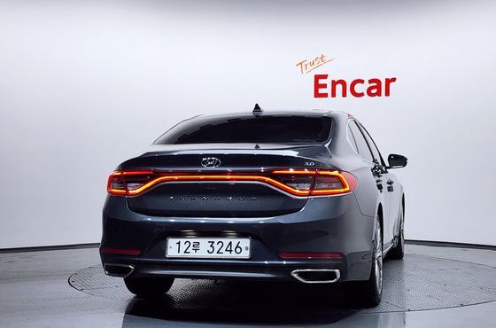 Hyundai Grandeur 3.0 Exclusive Special — пробег 111 888 км — фото 4 из 5
