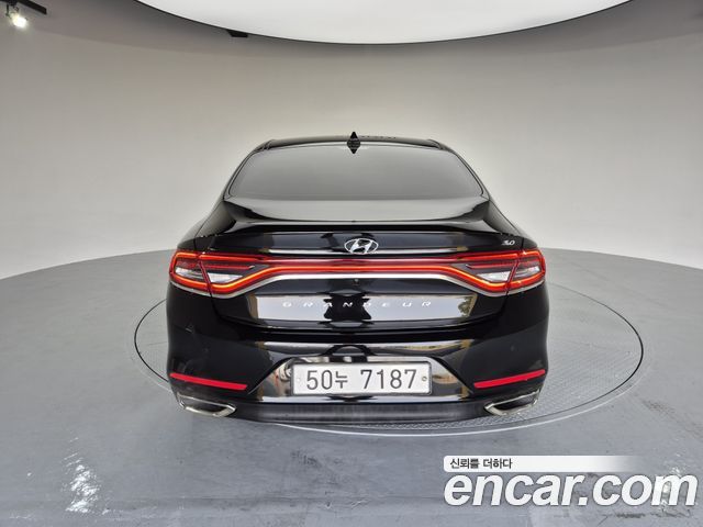 Hyundai Grandeur из Кореи Encar