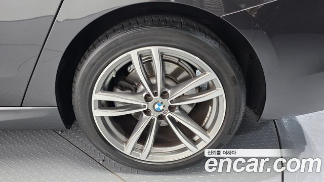 BMW Gran Turismo 620d M Sport — пробег 70 560 км — фото 5 из 5