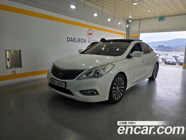 Hyundai Grandeur HG300 Premium — пробег 270 912 км — фото 2 из 5