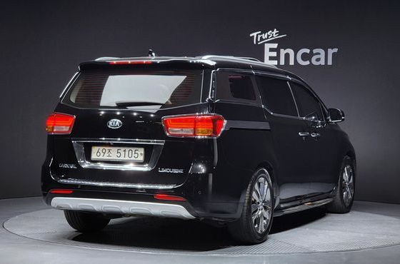Kia Carnival 7-seater Limousine President — пробег 225 256 км — фото 2 из 5