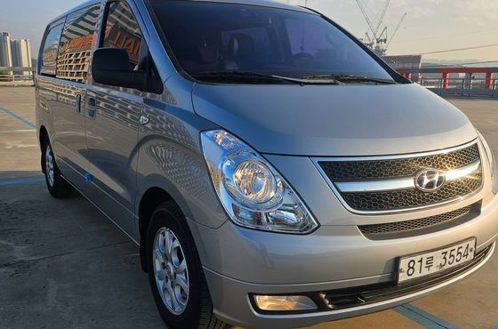 Hyundai Starex 5-Seater VAN CVX Luxury — пробег 117 000 км — фото 3 из 5