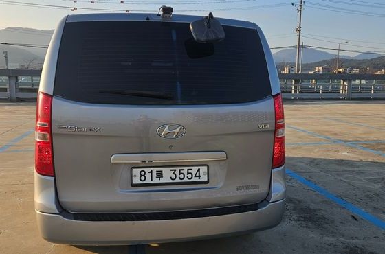 Hyundai Starex 5-Seater VAN CVX Luxury — пробег 117 000 км — фото 5 из 5