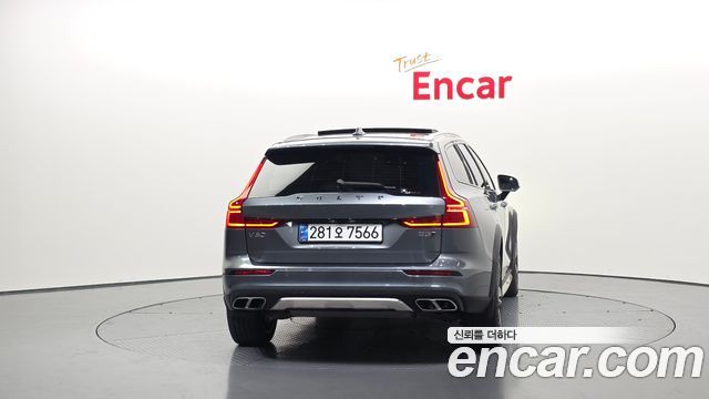 Volvo V60 из Кореи Encar