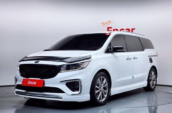 Kia Carnival 9-Seater Prstige — пробег 118 727 км — фото 1 из 5