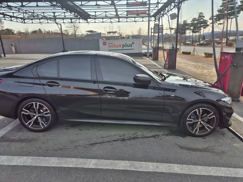 BMW 3-Series 320i M Sport — пробег 16 000 км — фото 3 из 5
