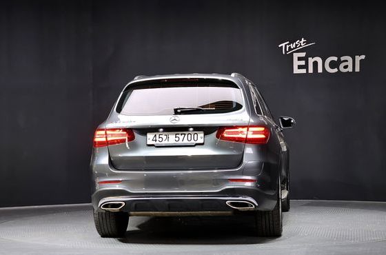 Mercedes-Benz GLC-Class GLC350e 4MATIC AMG Line — пробег 108 347 км — фото 4 из 5