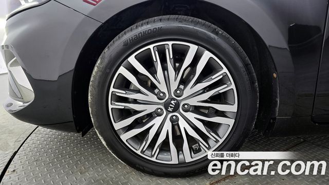 Kia K7 из Кореи Encar