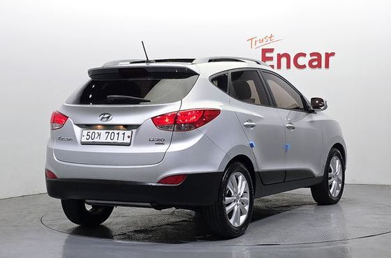 Hyundai Tucson Diesel 2WD LX20 Smart-Pack — пробег 115 759 км — фото 2 из 5