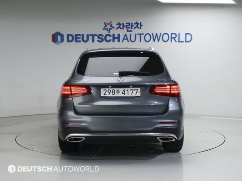 Mercedes-Benz GLC-Class GLC300 4MATIC AMG Line — пробег 29 998 км — фото 4 из 5