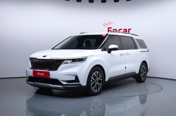 Kia Carnival 9-Seater Prestige — пробег 112 551 км — фото 1 из 5