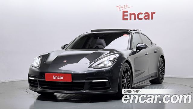 Porsche Panamera 3.0 AWD — пробег 48 295 км — фото 1 из 5
