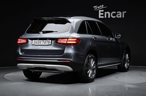 Mercedes-Benz GLC-Class GLC350e 4MATIC Premium — пробег 95 858 км — фото 2 из 5