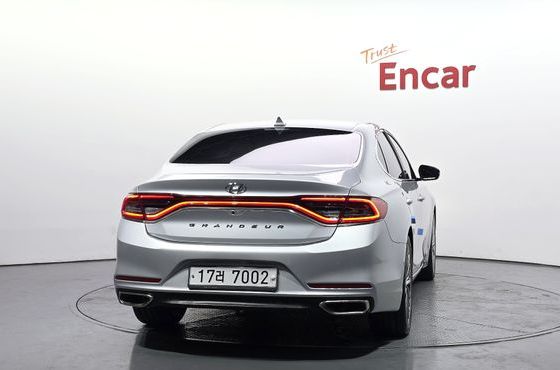 Hyundai Grandeur 2.4 Premium Special — пробег 86 769 км — фото 4 из 5