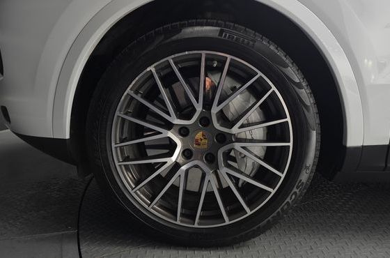 Porsche Cayenne 3.0 — пробег 77 533 км — фото 5 из 5