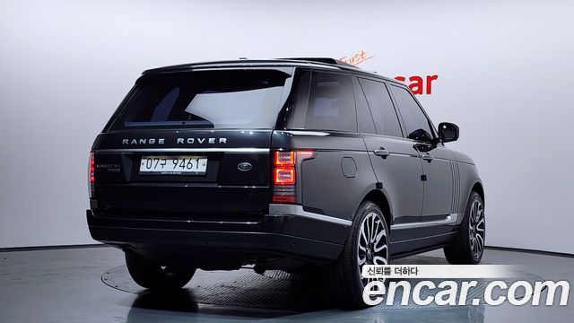 Land Rover Range Rover 5.0 SC Vogue SE — пробег 121 194 км — фото 2 из 5