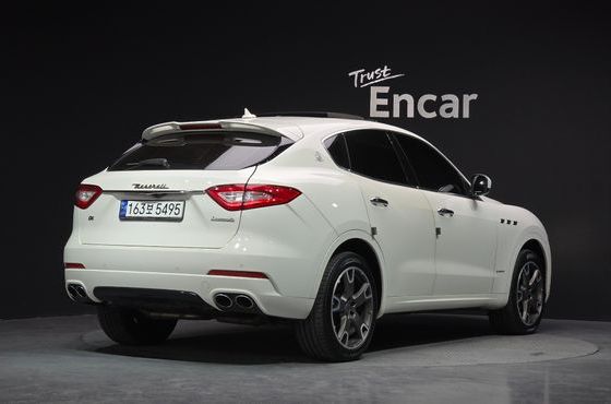 Maserati Levante 3.0 Diesel AWD GranSport — пробег 118 691 км — фото 2 из 5