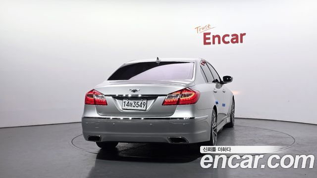 Hyundai Genesis из Кореи Encar
