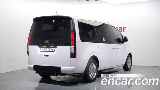 Hyundai Staria из Кореи Encar