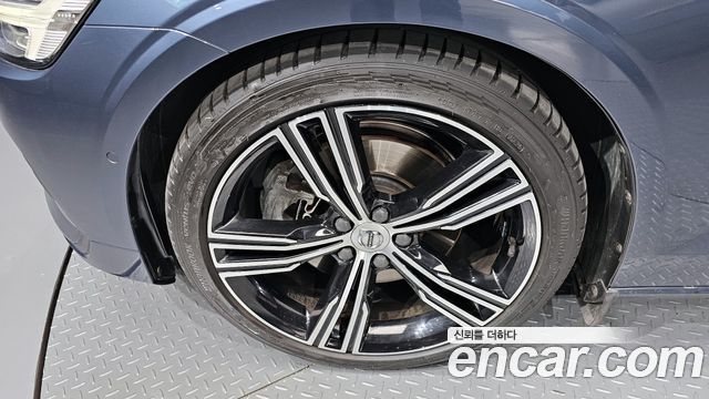 Volvo S60 из Кореи Encar