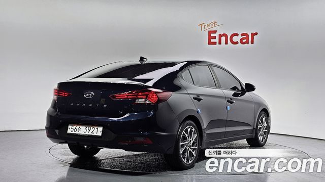 Hyundai AVANTE из Кореи Encar