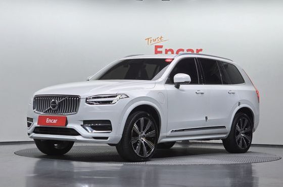 Volvo XC90 T8 Ultimate Bright Hybrid — пробег 45 303 км — фото 1 из 5