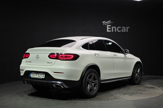 Mercedes-Benz GLC-Class GLC220 d 4MATIC Coupe — пробег 64 475 км — фото 2 из 5