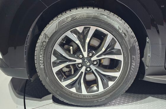Kia Carnival 9-Seater Prestige — пробег 70 000 км — фото 5 из 5