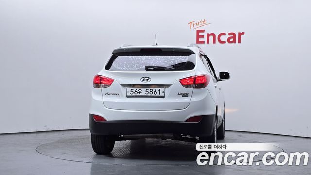 Hyundai Tucson Diesel 2WD LX20 Premier — пробег 238 735 км — фото 4 из 5
