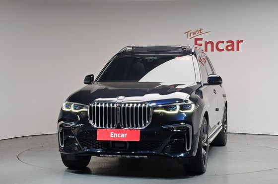 BMW X7 xDrive 40i M Sport 6STR — пробег 69 611 км — фото 3 из 5