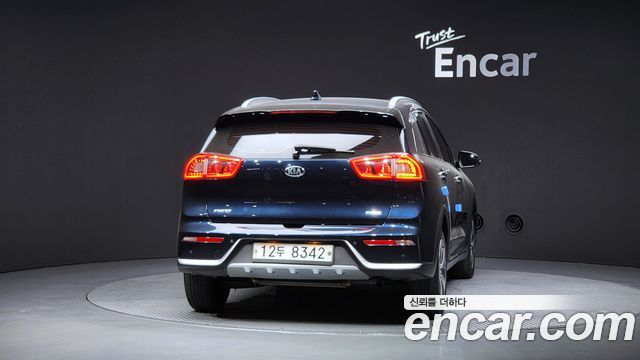 Kia Niro из Кореи Encar
