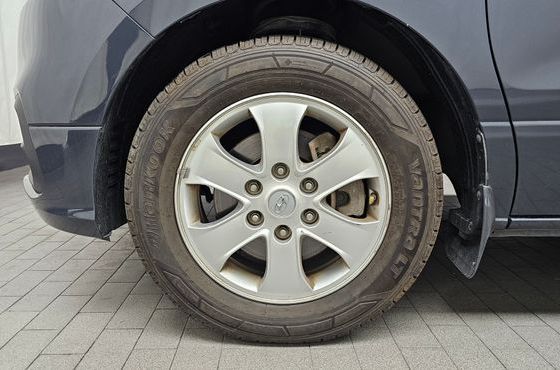 Hyundai Starex Wagon 11-Seater Smart — пробег 76 150 км — фото 5 из 5
