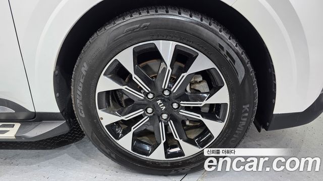 Kia Carnival 9-Seater Signature — пробег 17 622 км — фото 5 из 5