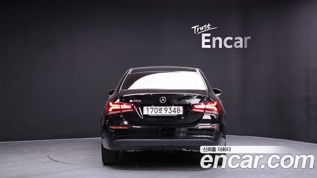 Mercedes-Benz A-Class из Кореи Encar