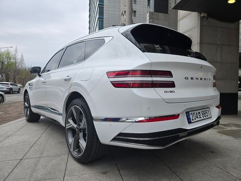 Genesis GV80 2.5T Gasoline AWD — пробег 10 500 км — фото 2 из 5