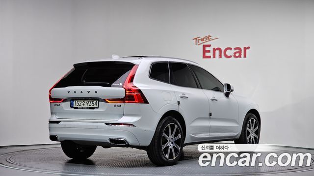Volvo XC60 B6 Inscirtion — пробег 35 599 км — фото 2 из 5