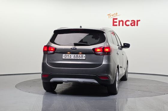 Kia Carens 1.7 VGT Prestige — пробег 113 617 км — фото 4 из 5
