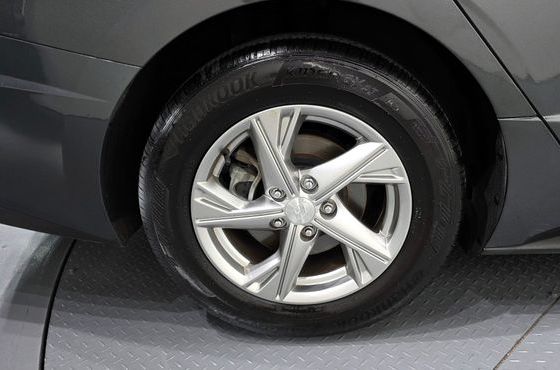 Hyundai Sonata 2.0 Premium — пробег 97 735 км — фото 5 из 5