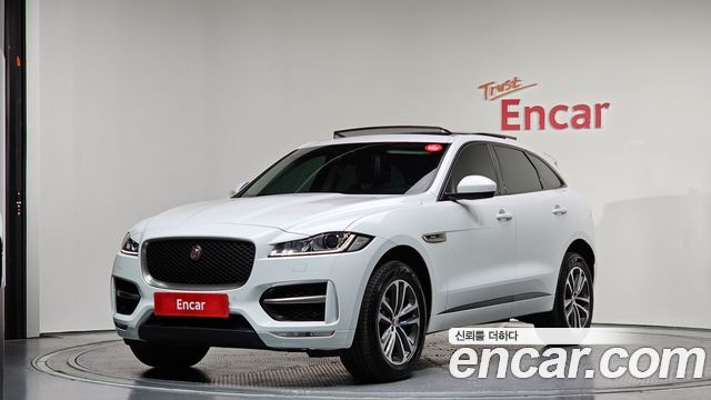 Jaguar F-PACE 20d R-Sport — пробег 114 488 км — фото 1 из 5