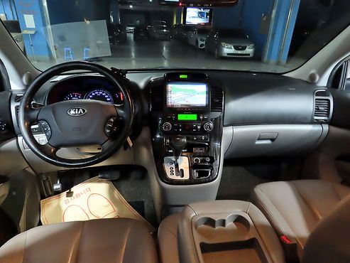 Kia Carnival New Carnival Limousine GLX — пробег 264 003 км — фото 5 из 5