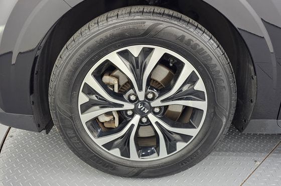 Kia Carnival 9-Seater Signature — пробег 95 595 км — фото 5 из 5