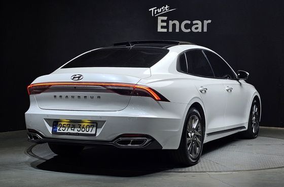 Hyundai Grandeur Calligraphy — пробег 92 188 км — фото 2 из 5