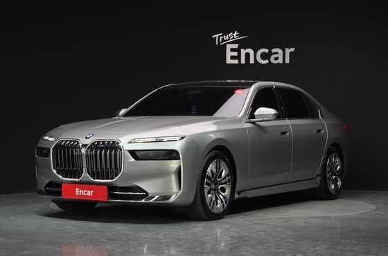 BMW 7-Series 740d xDrive Design Pure Excellence — пробег 79 080 км — фото 1 из 5