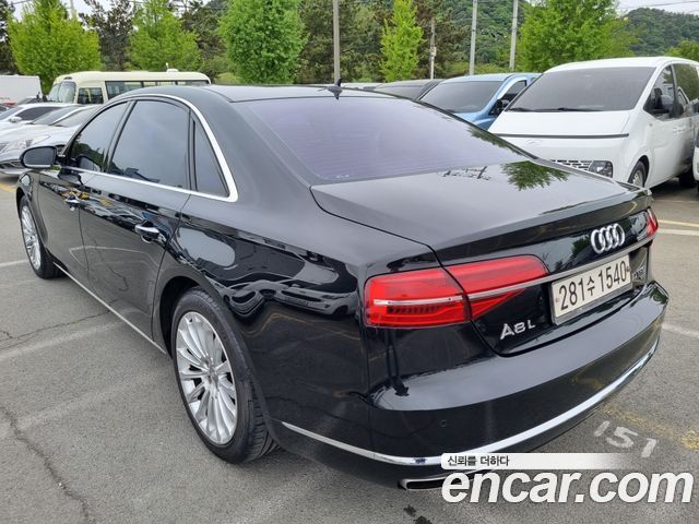 Audi A8 50 TFSI Quattro LWB D4 — пробег 87 525 км — фото 4 из 5