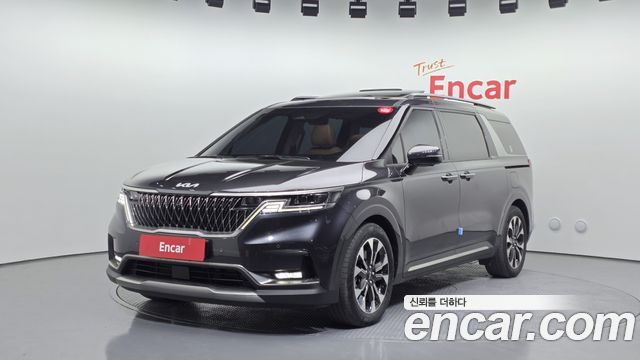 Kia Carnival 9-Seater Signature — пробег 96 104 км — фото 1 из 5