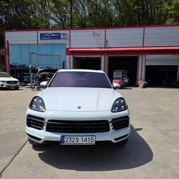 Porsche Cayenne 3.0 PLATINUM EDITION — пробег 42 571 км — фото 1 из 5
