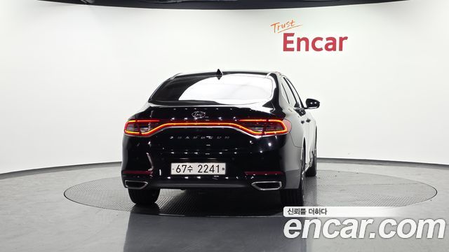 Hyundai Grandeur из Кореи Encar