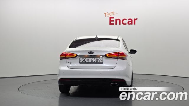 Kia K3 из Кореи Encar