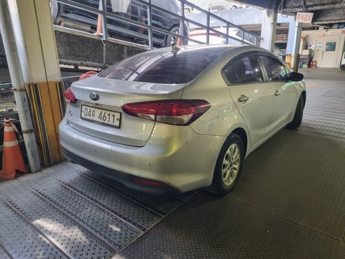 Kia K3 Deluxe — пробег 73 000 км — фото 4 из 5