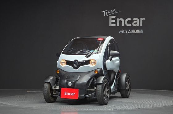 Renault (Samsung) Twizy Life(2-Seater) — пробег 9 493 км — фото 3 из 5
